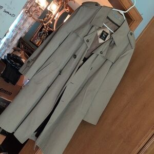 Hart Schaffner Marx Tan Trench Coat Classic Elegance
